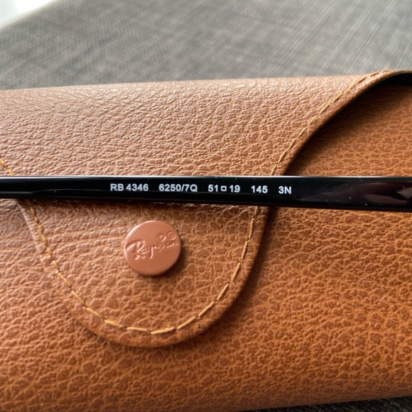 Ray-Ban Clubround Double Bridge Sunglasses - Picture 4 of 5